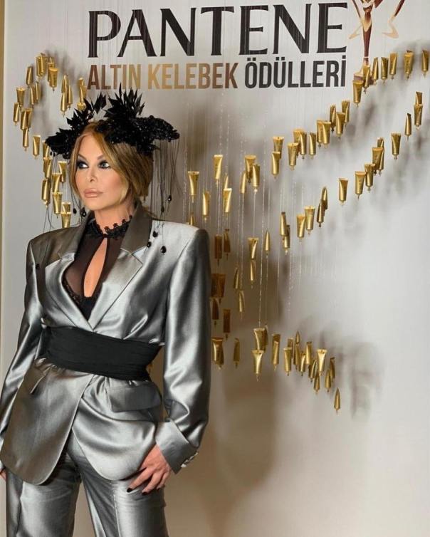 aygwn alt;n kelebek.jpg