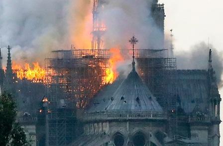 FRANCE-FIRE-NOTRE DAME
