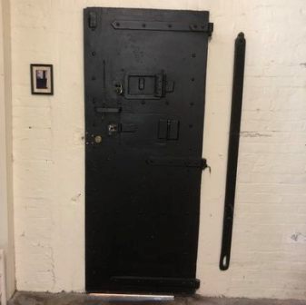 отель-тюрьма кентукки2