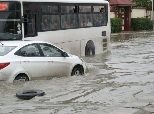 потоп в Баку.jpg