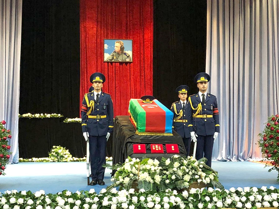 рашад атакишиев-похороны.jpg