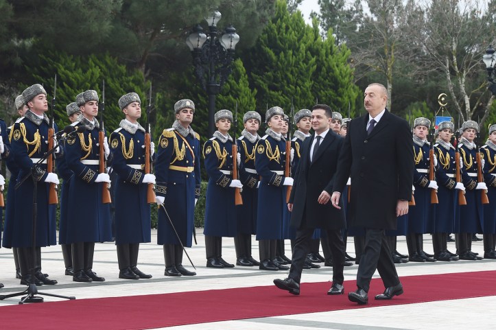 зеленский -караул.jpg