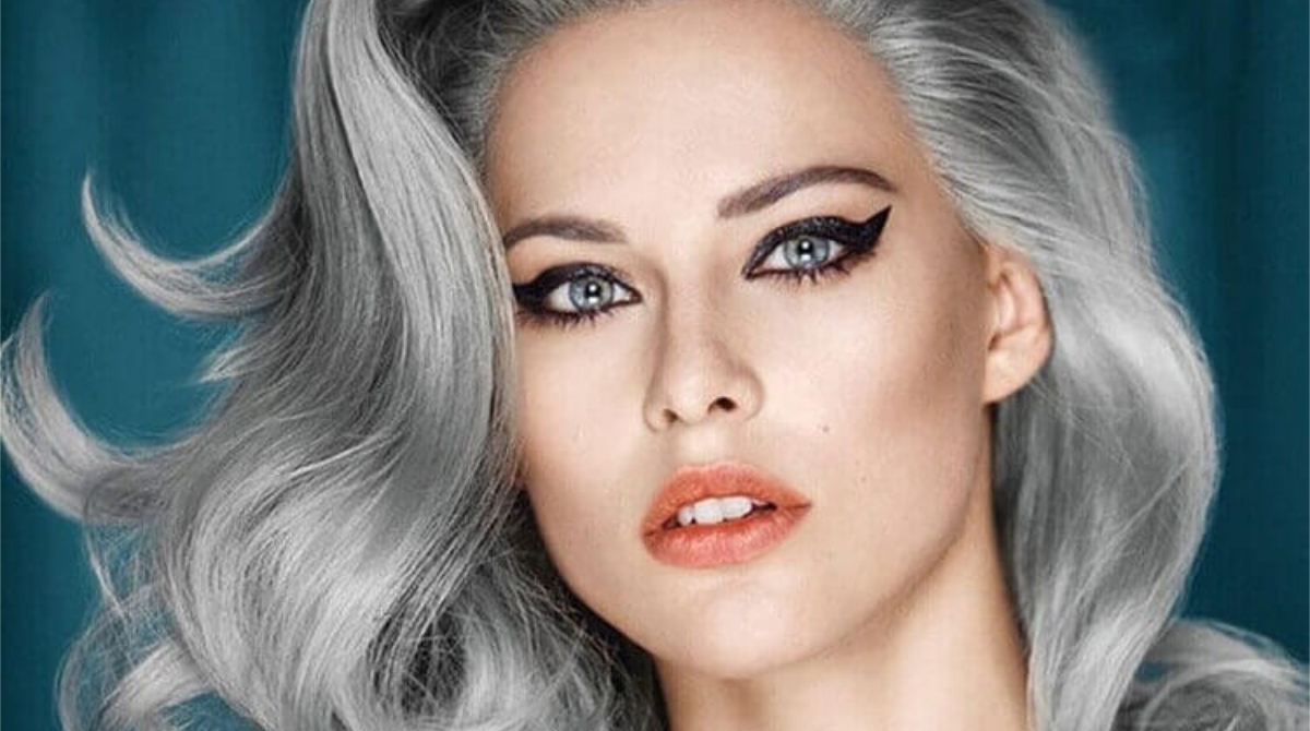 седая девушка