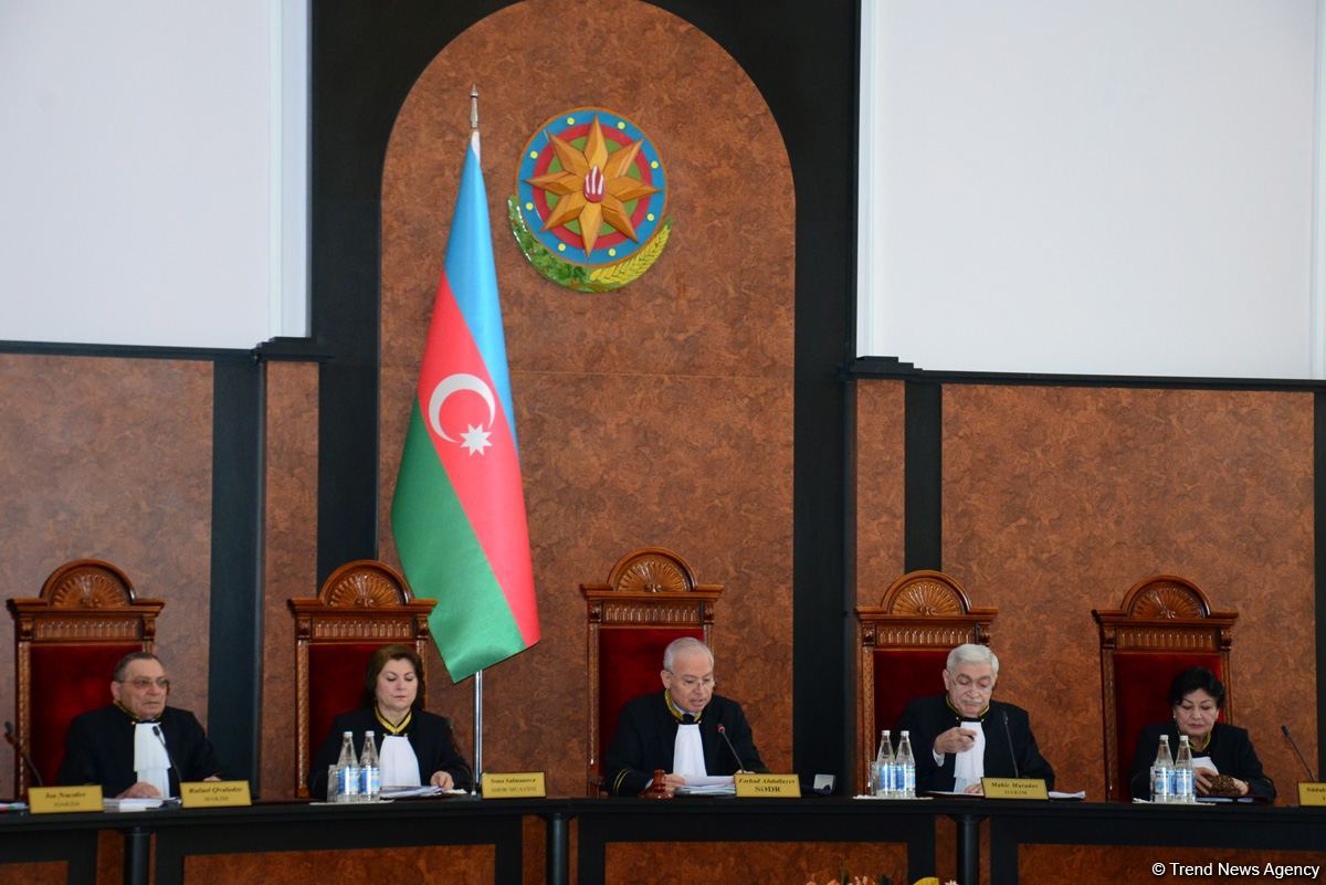 конституциорнный суд-выборы